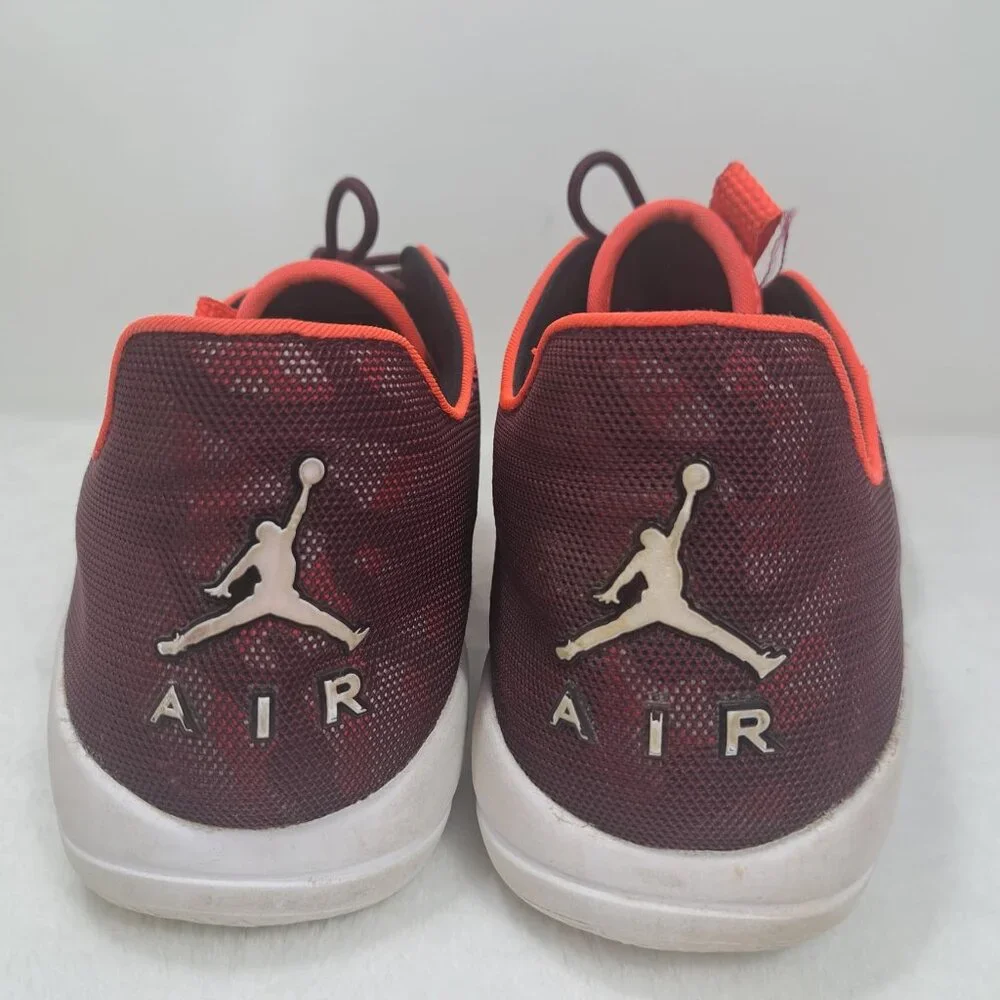 Air Jordan Sneakers Mens Size 10.5 Crimson Camouflage Eclipse‎ Shoes